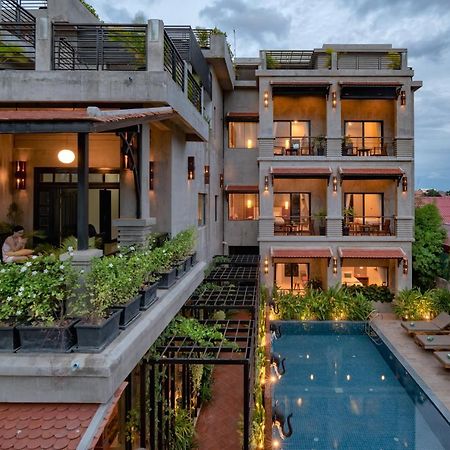 Grange Hotel Siem Reap Exterior foto
