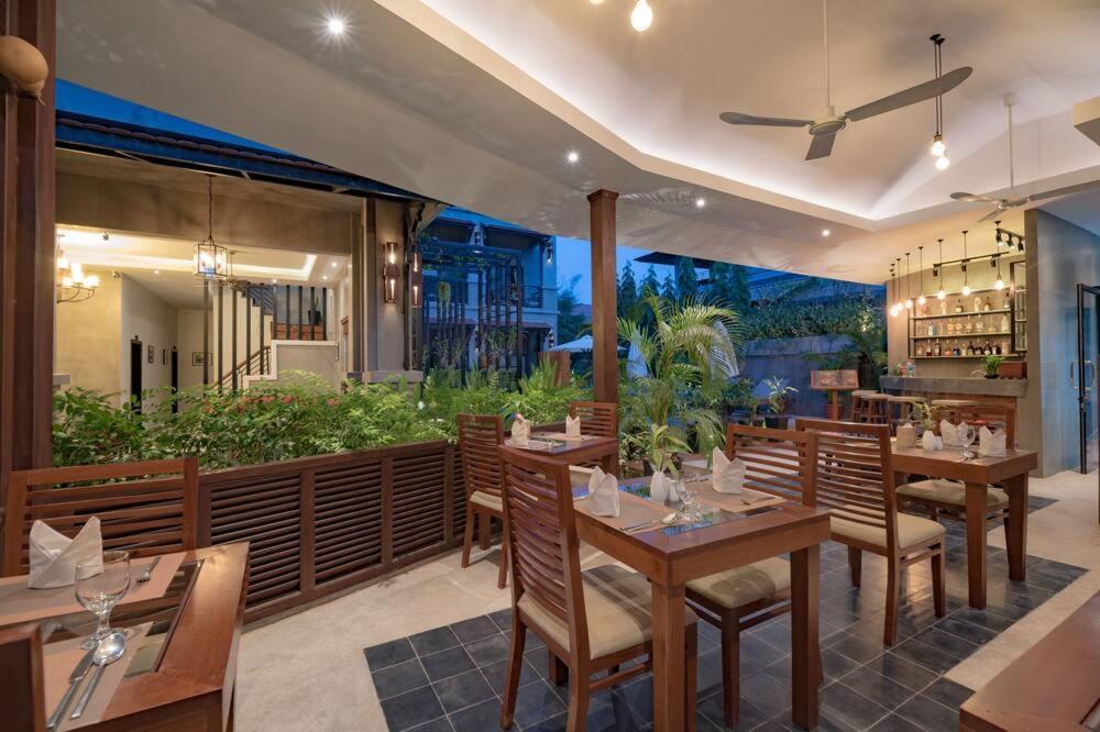 Grange Hotel Siem Reap Exterior foto