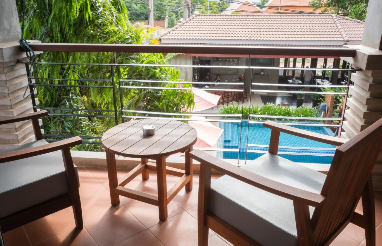 Grange Hotel Siem Reap Exterior foto